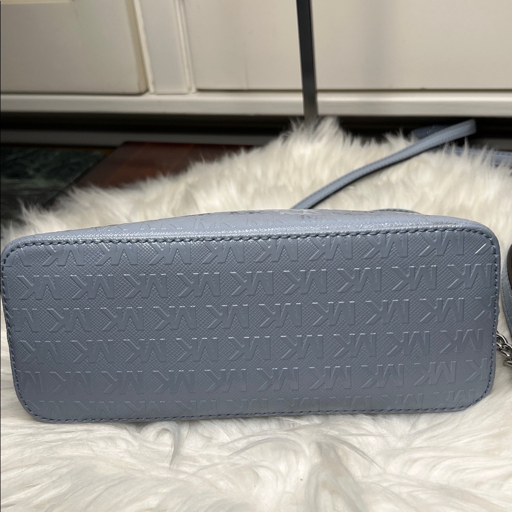 Michael Kors Light Blue Jet Set Travel Medium Signature Logo Dome Crossbody Bag - Picture 6 of 17